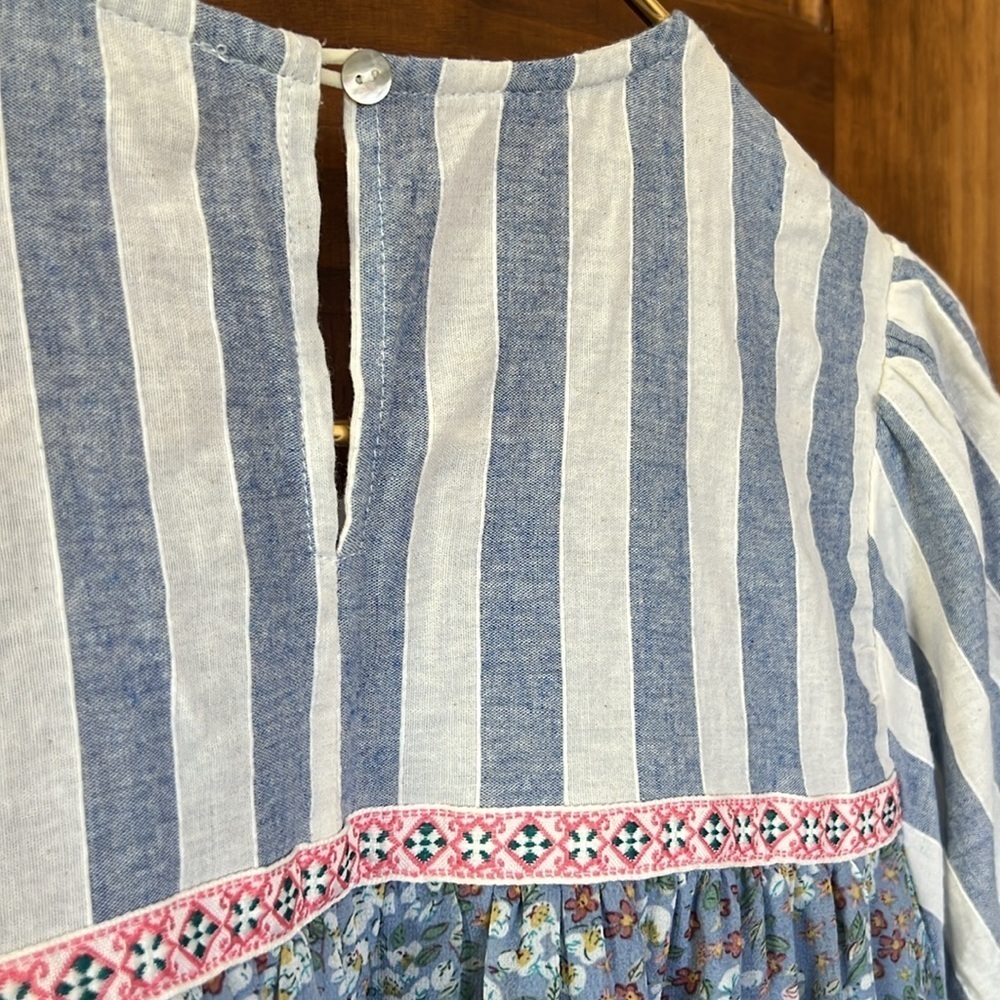 ENTRO Floral and Striped Blouse with Puffed Sleeves | S - Picture 3 of 10